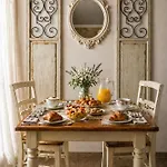 Romantic Dreams Couette-café 4*