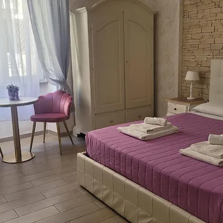 Romantic Dreams Bed & Breakfast 4*