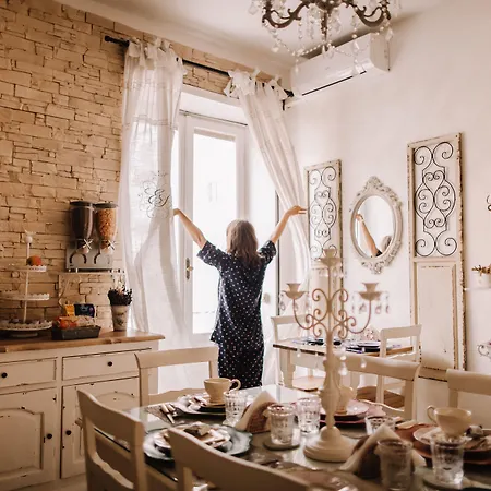 Romantic Dreams Bed & Breakfast