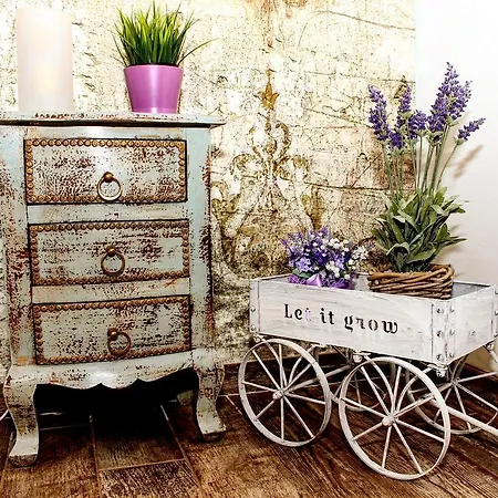 Romantic Dreams Bed & Breakfast Rom